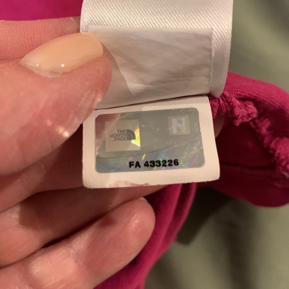 The North Face Womens Pink Cap Sleeve Tee. Size Large.​​​​​​​​​​​​​​​​​ - Picture 6 of 8